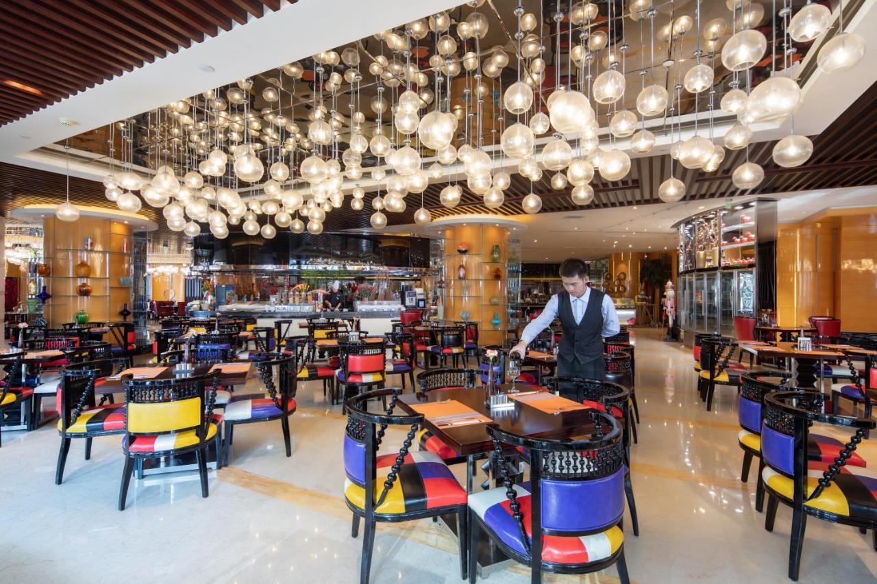 Hotel Wyndham Grand Plaza Royale Colorful Yunnan à Kunming Extérieur photo