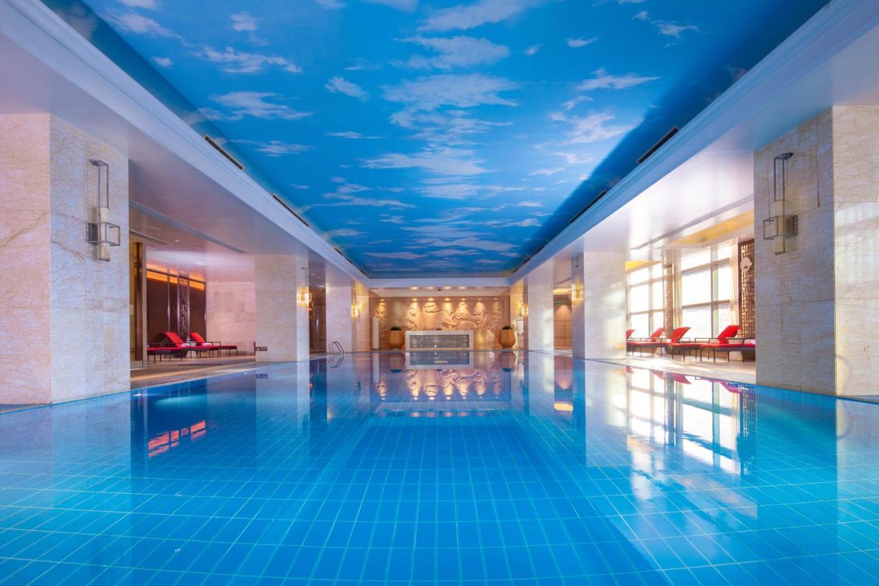 Hotel Wyndham Grand Plaza Royale Colorful Yunnan à Kunming Extérieur photo