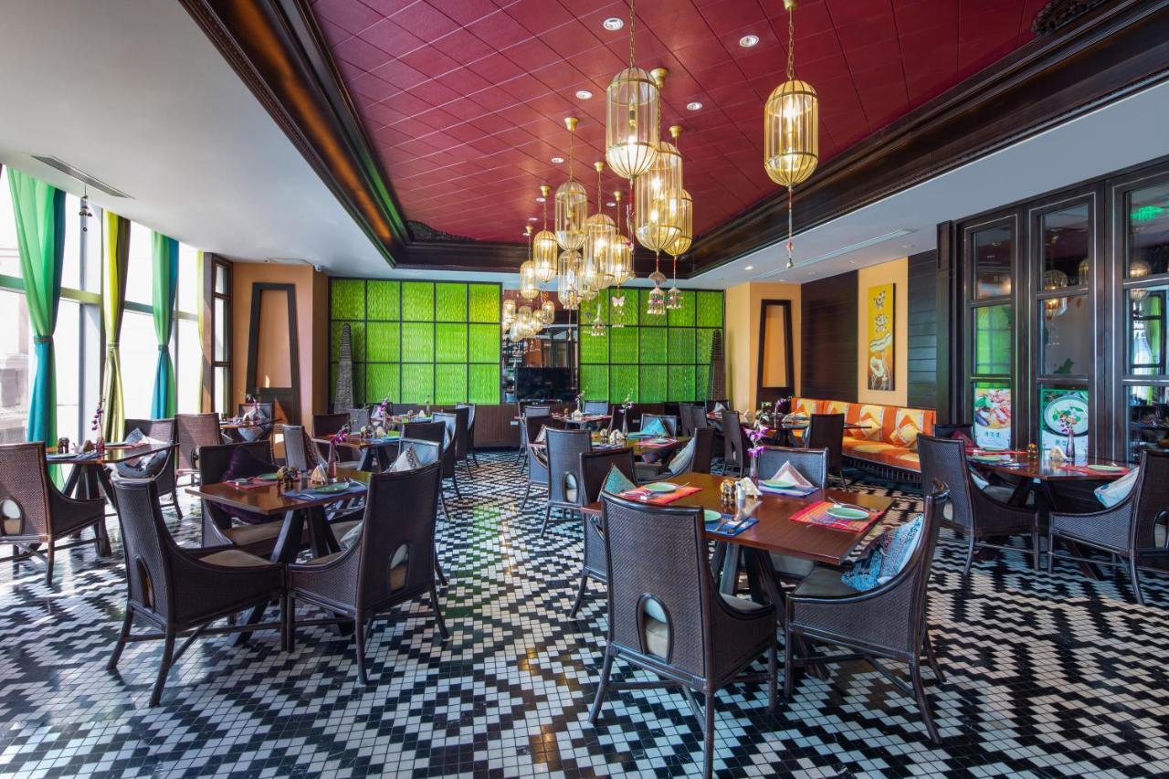 Hotel Wyndham Grand Plaza Royale Colorful Yunnan à Kunming Extérieur photo