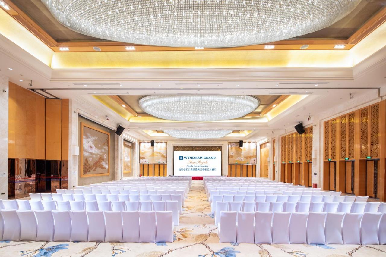 Hotel Wyndham Grand Plaza Royale Colorful Yunnan à Kunming Extérieur photo