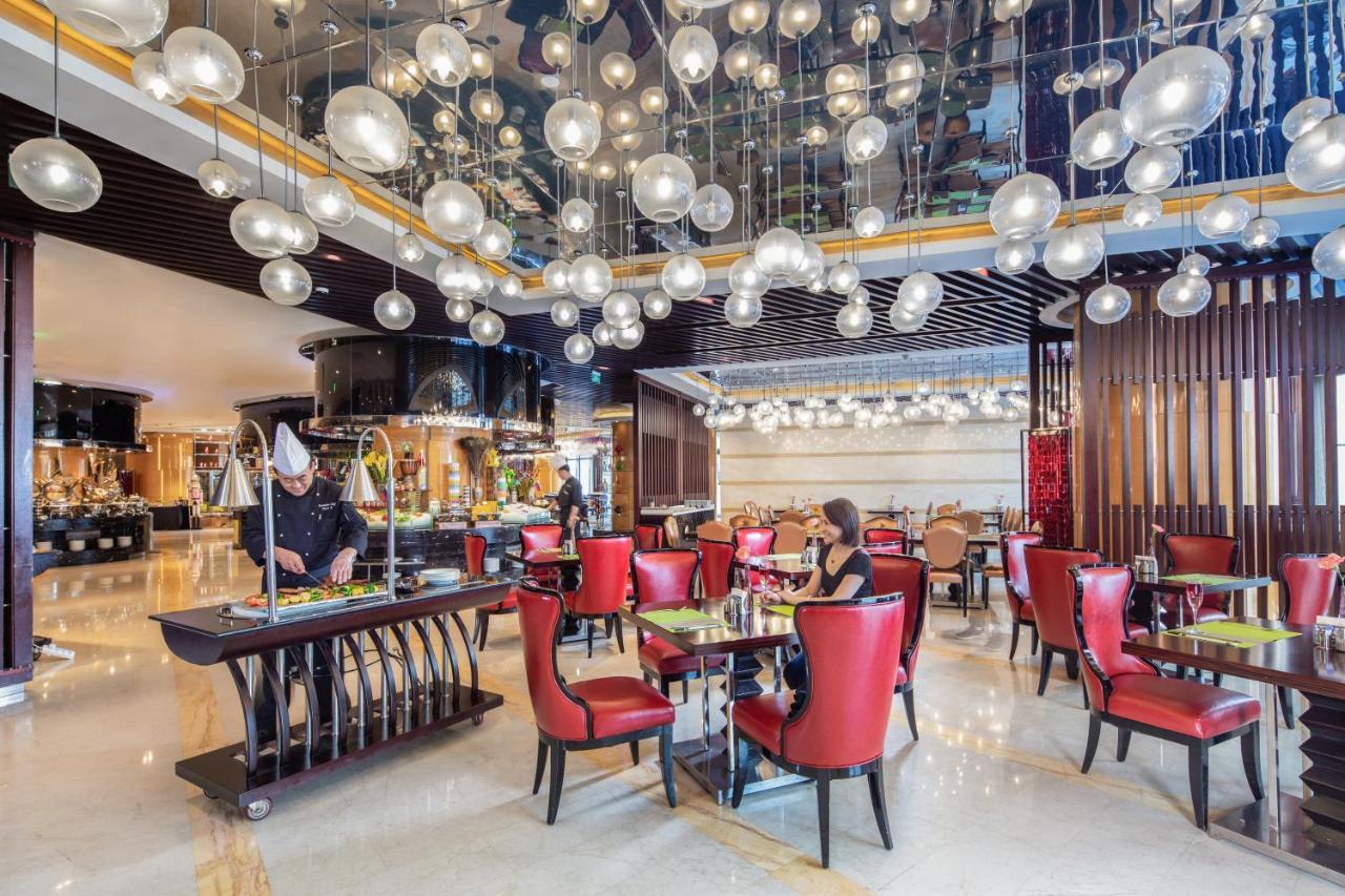 Hotel Wyndham Grand Plaza Royale Colorful Yunnan à Kunming Extérieur photo